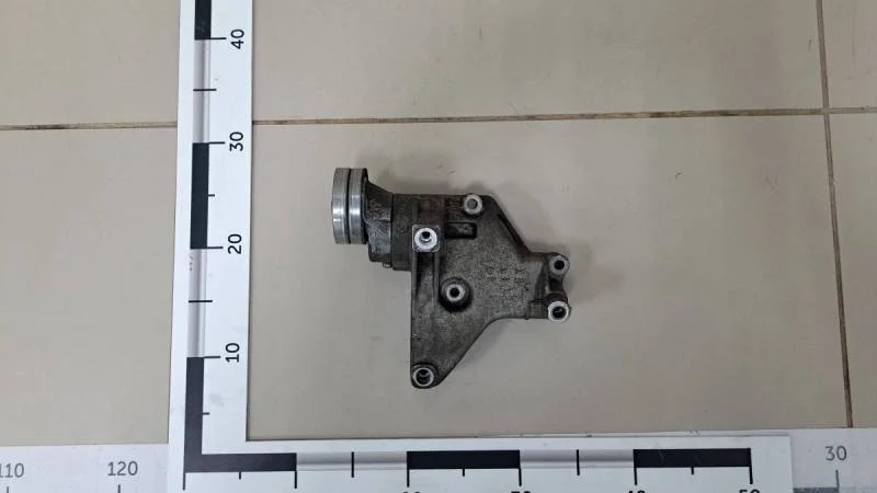 Кронштейн кондиционера Volkswagen Polo (Sed RUS) 2011>