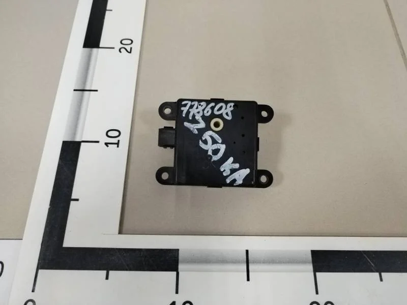 Моторчик заслонки печки Nissan Murano (Z50) 2004-2008