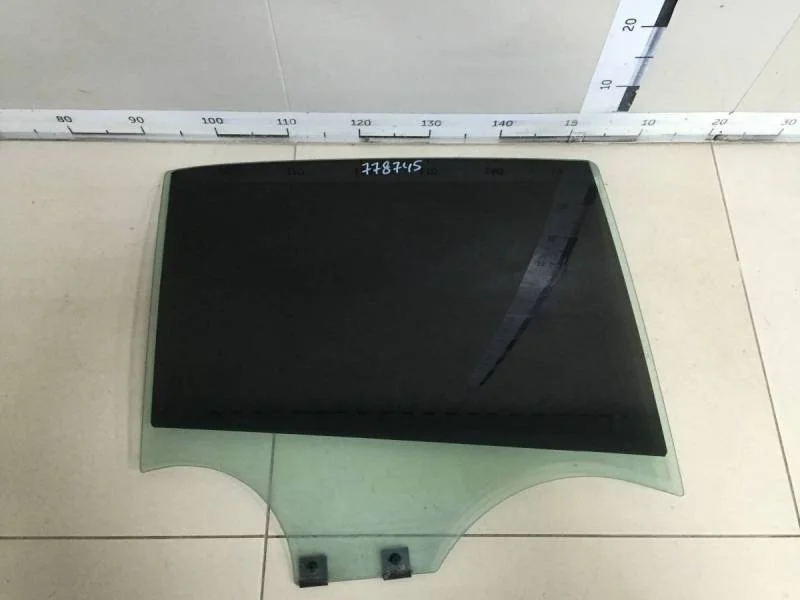 Стекло двери задней правой Renault Logan (2) 2014>