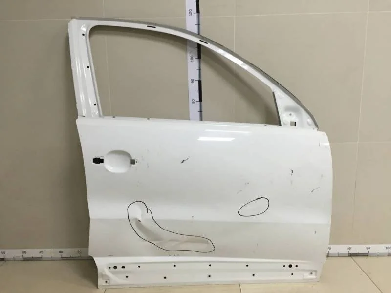 Дверь передняя правая Volkswagen Tiguan (5N1) 2007-2011