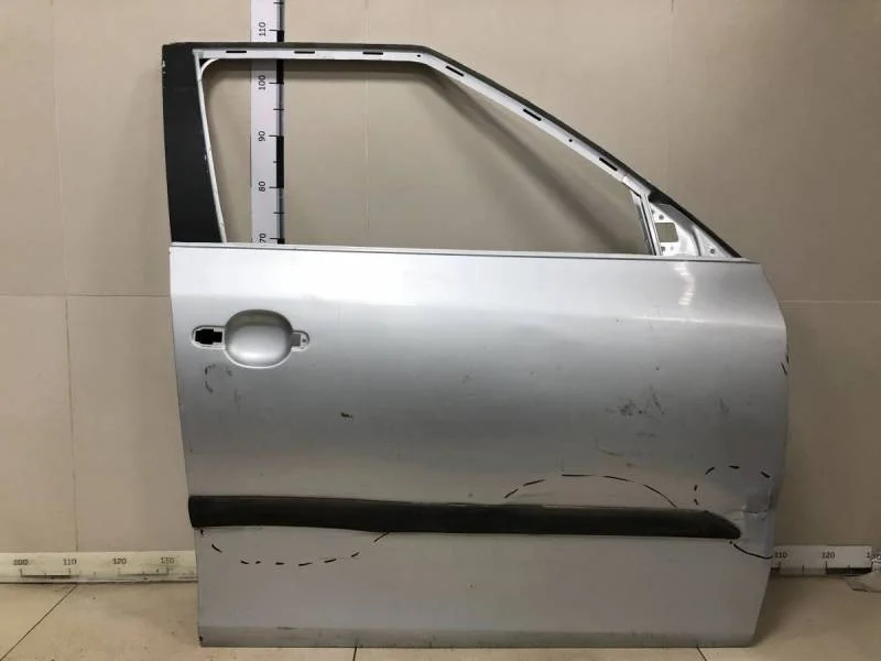 Дверь передняя правая Skoda Fabia (5J) 2007-2014