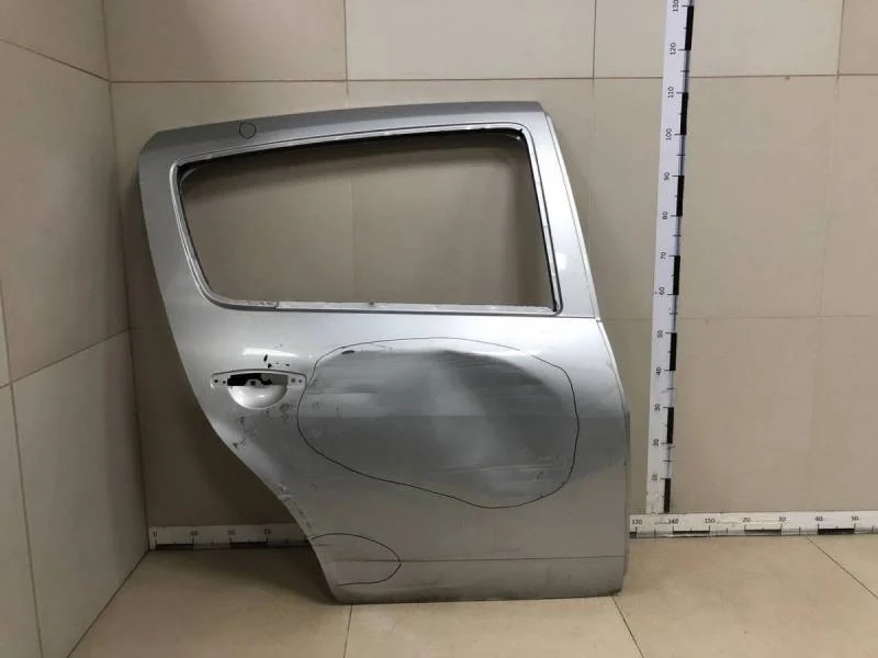 Дверь задняя правая Renault Sandero 2009-2014