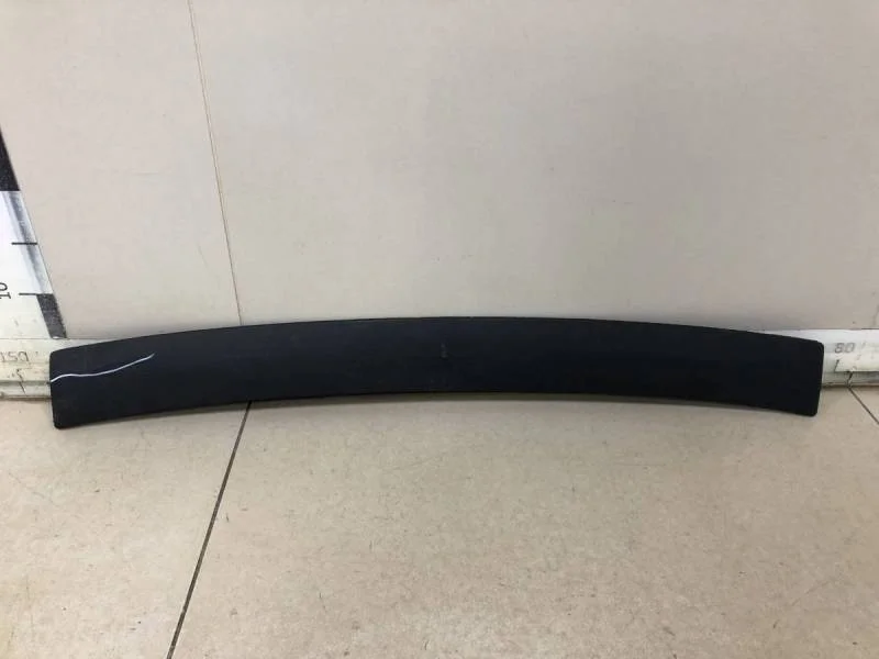 Накладка переднего бампера центральная Audi A4 (B8) 2007-2015