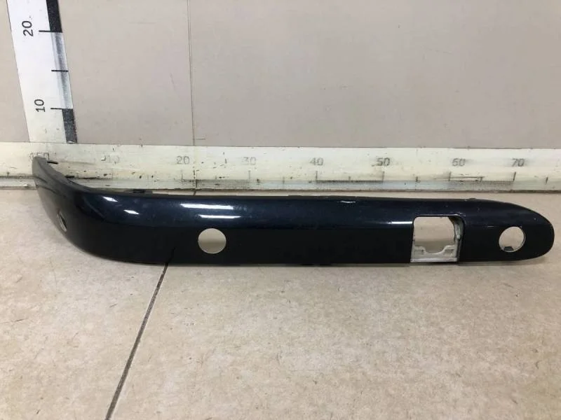 Молдинг переднего бампера правый Mercedes-Benz C-Class (W203) 2000-2007