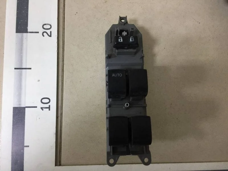 Блок управления стеклоподъемниками Toyota Corolla E150 2006-2013