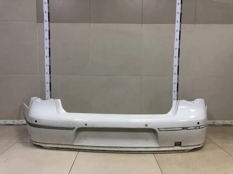 Бампер задний Volkswagen Passat B6 2005-2010