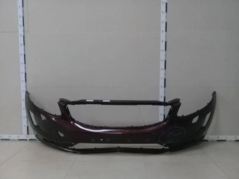 Бампер передний Volvo XC60 2008-2017