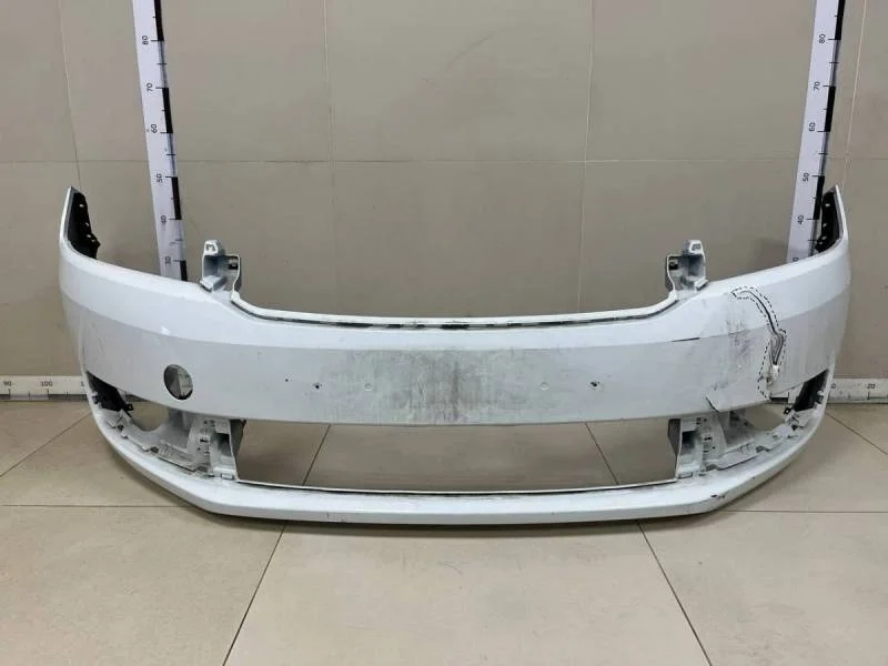 Бампер передний Skoda Rapid 2012-2020