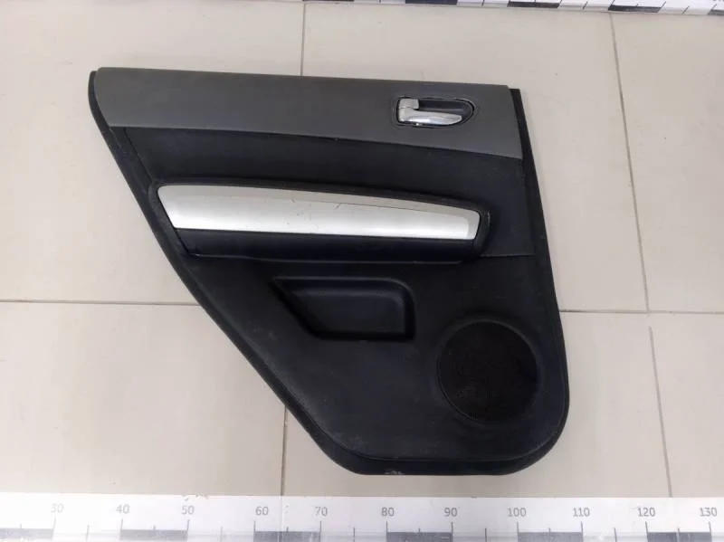 Обшивка двери задней левой Nissan X-Trail (T31) 2007-2014