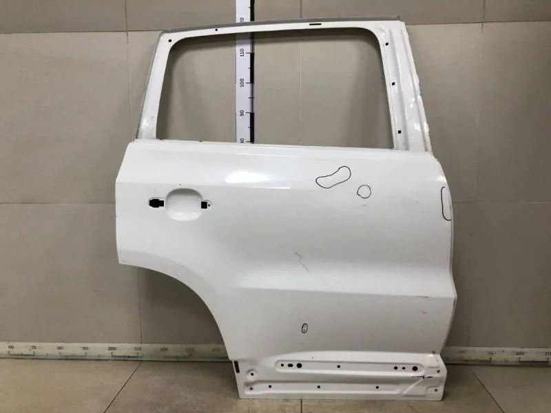 Дверь задняя правая Volkswagen Tiguan (5N2) 2011-2016