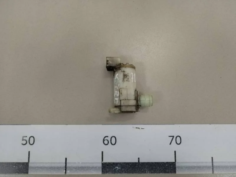 Насос омывателя Nissan X-Trail (T31) 2007-2014