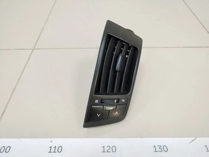 Дефлектор воздушный Toyota Land Cruiser (J200) 2007-2015