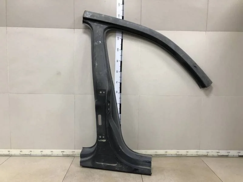 Порог со стойкой правый Volkswagen Tiguan (5N1) 2007-2011