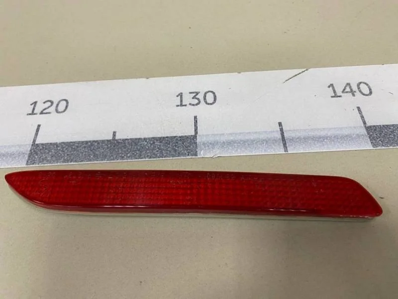 Отражатель в бампер задний правый Toyota Camry (V50) 2011-2017