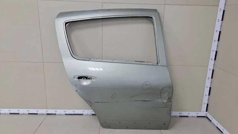 Дверь задняя правая Renault Sandero 2009-2014