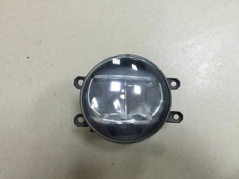 Фара противотуманная левая Toyota Camry (V50) 2011-2017