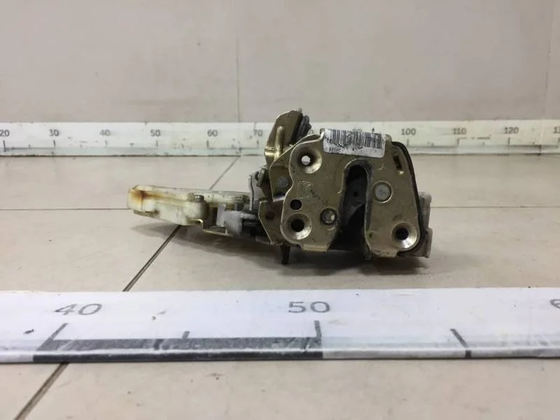 Замок двери задней левой Nissan Almera (N16) 2000-2006