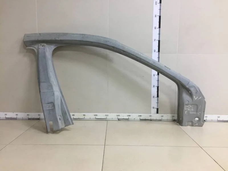 Боковина верхняя правая Volkswagen Jetta (5K) 2011>