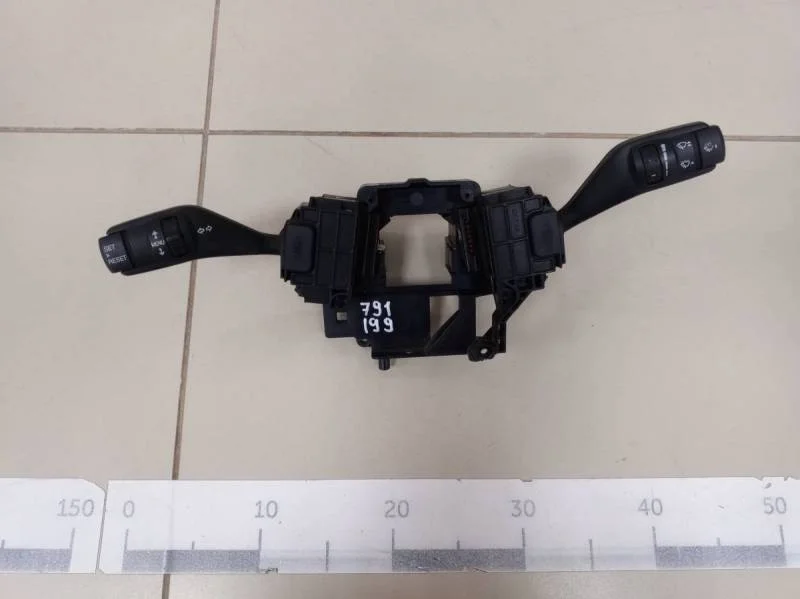 Переключатель подрулевой в сборе Ford Focus 2 (DA) 2005-2008