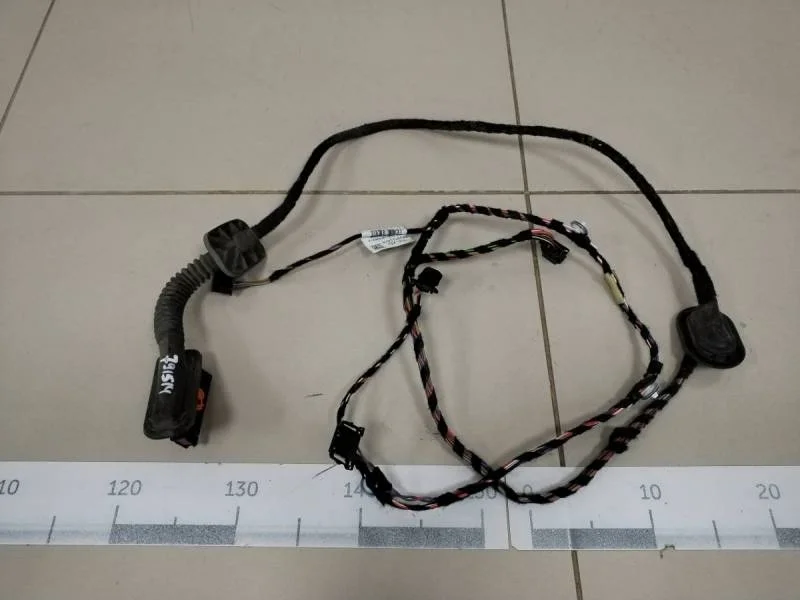 Проводка двери Volkswagen Polo (Sed RUS) 2011>