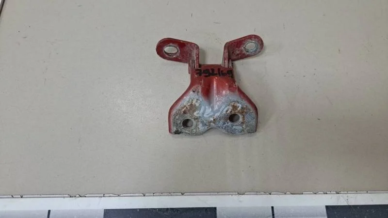 Петля двери передней правой нижняя Hyundai Solaris 2017>