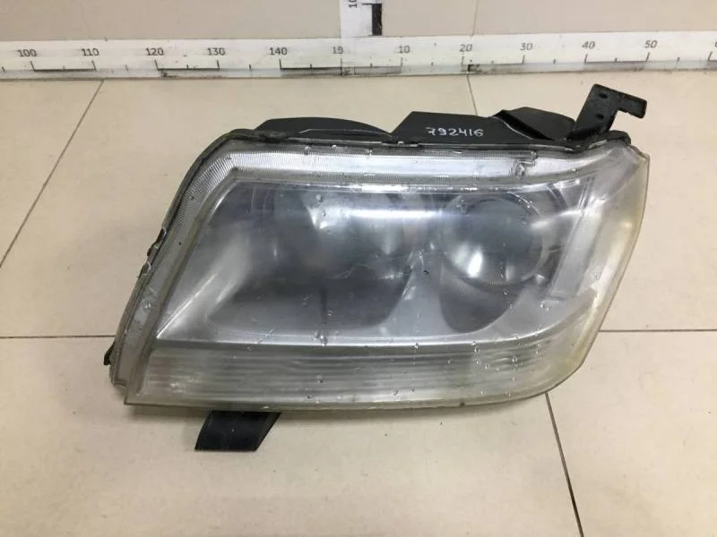 Фара левая Suzuki Grand Vitara 2005-2015