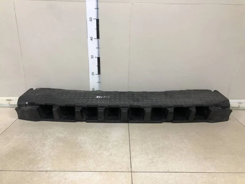 Наполнитель заднего бампера Volkswagen Polo (Mk6) 2020>