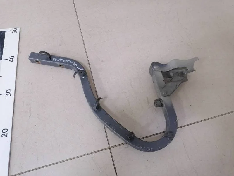 Петля крышки багажника Kia Rio 2 (JB) 2005-2011
