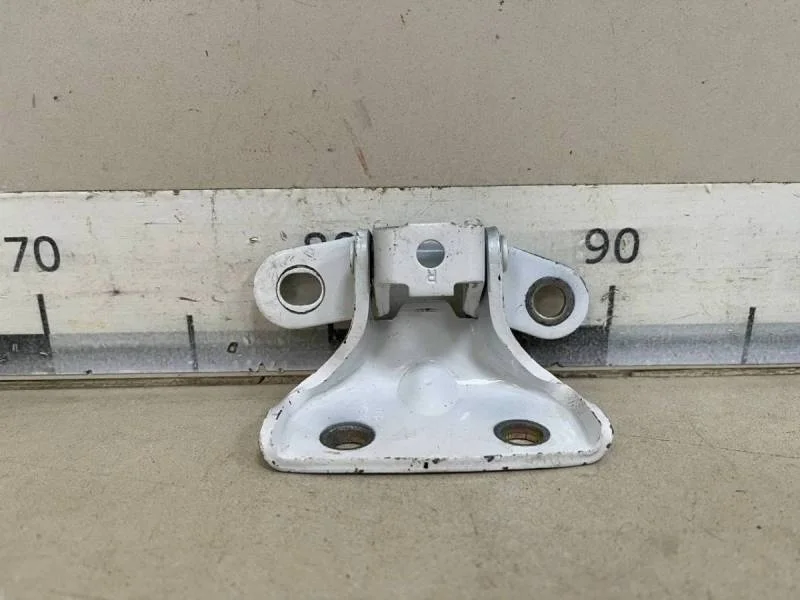 Петля двери задней правой верхняя Hyundai ix35 (LM) 2010-2015