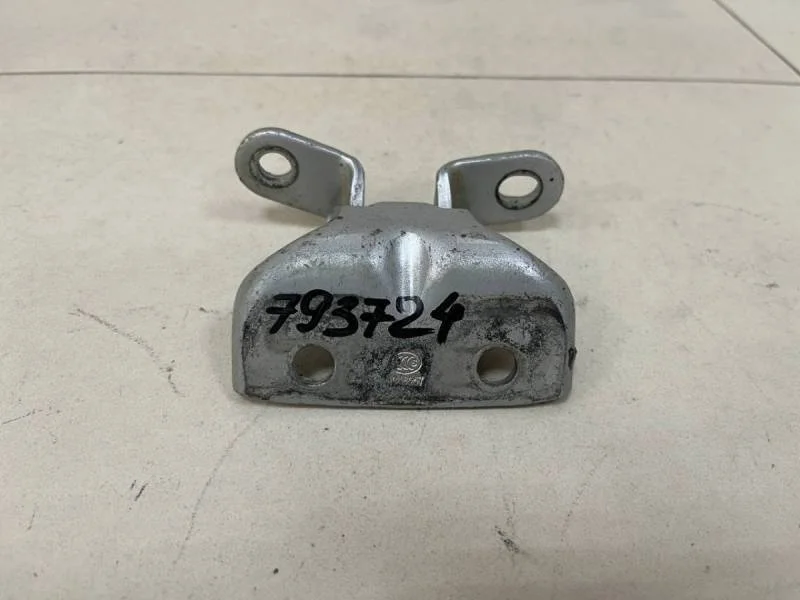 Петля двери задней правой верхняя Hyundai Sonata 5 (NF) 2005-2010