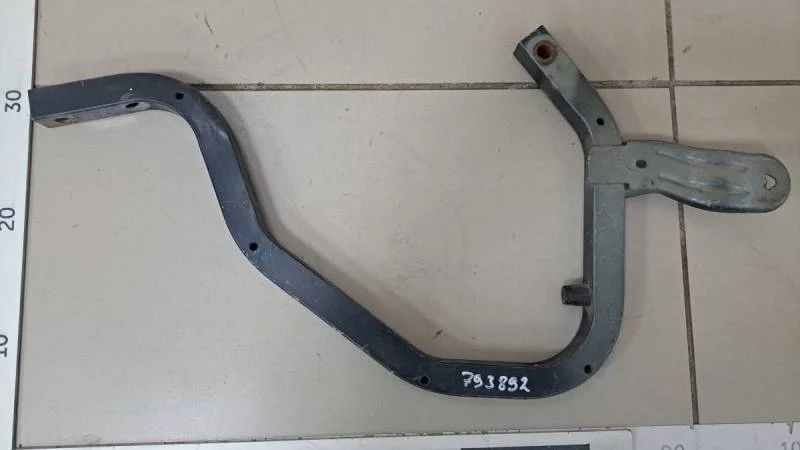 Петля крышки багажника Renault Logan (1) 2005-2014