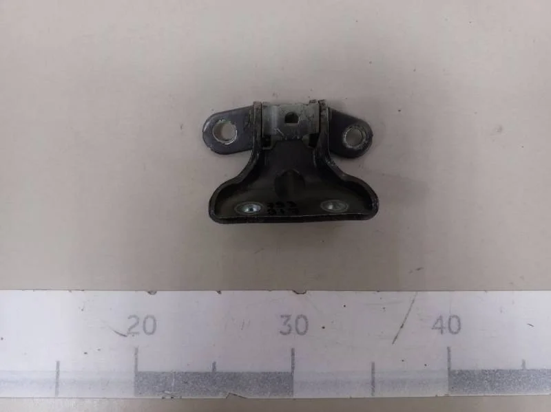 Петля двери задней правой верхняя Hyundai ix35 (LM) 2010-2015