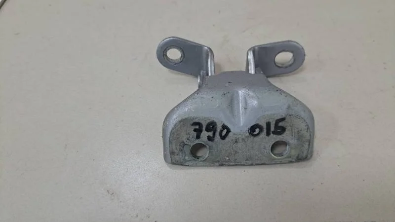 Петля двери задней правой верхняя Hyundai Sonata 5 (NF) 2005-2010