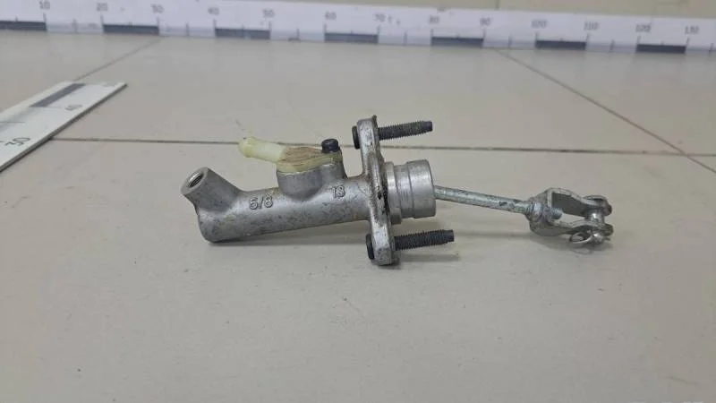 Цилиндр сцепления главный Kia Rio 2 (JB) 2005-2011