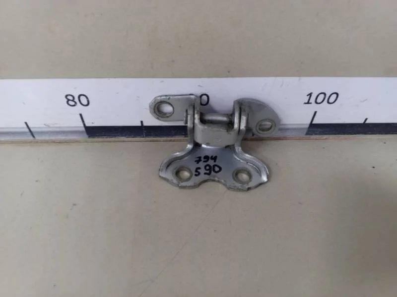 Петля двери задней правой верхняя Toyota Camry (V40) 2006-2011