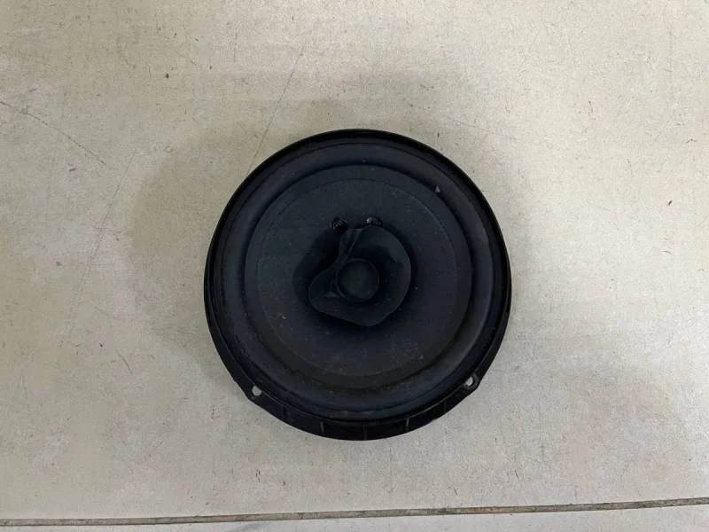 Динамик Volkswagen Polo (Sed RUS) 2011>