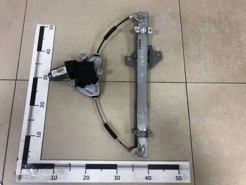 Стеклоподъемник электр. передний правый Kia Rio 3 (UB) 2011-2017