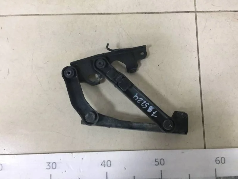 Петля капота левая Mercedes-Benz E-Class (W211) 2002-2009