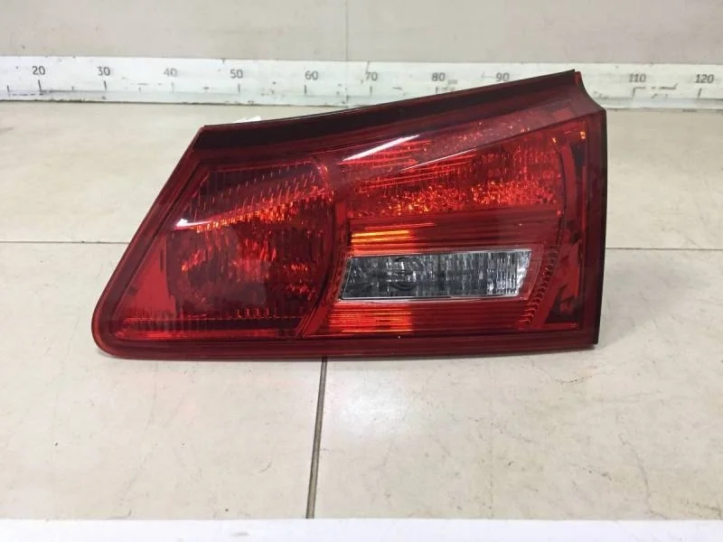 Фонарь задний внутренний правый Lexus IS 250/350 2005-2013