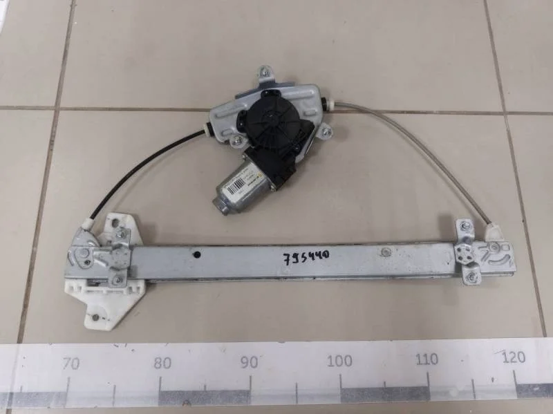 Стеклоподъемник электр. задний левый Hyundai Solaris 2010-2017