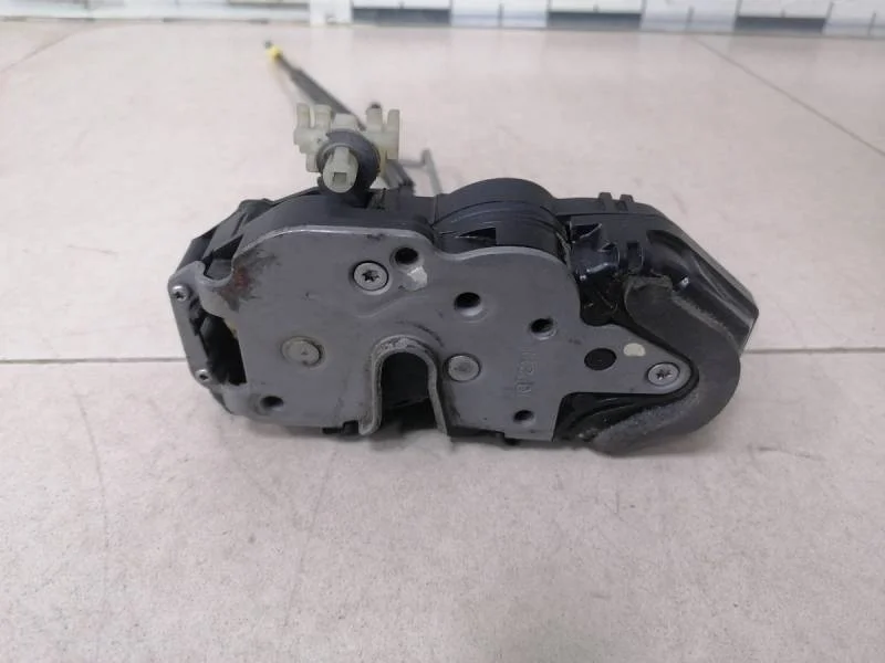 Замок двери задней левой Chevrolet Cruze (J300) 2009-2016