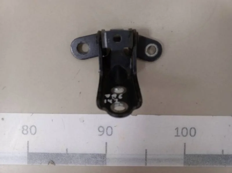 Петля двери задней левой нижняя Kia Rio 3 (UB) 2011-2017