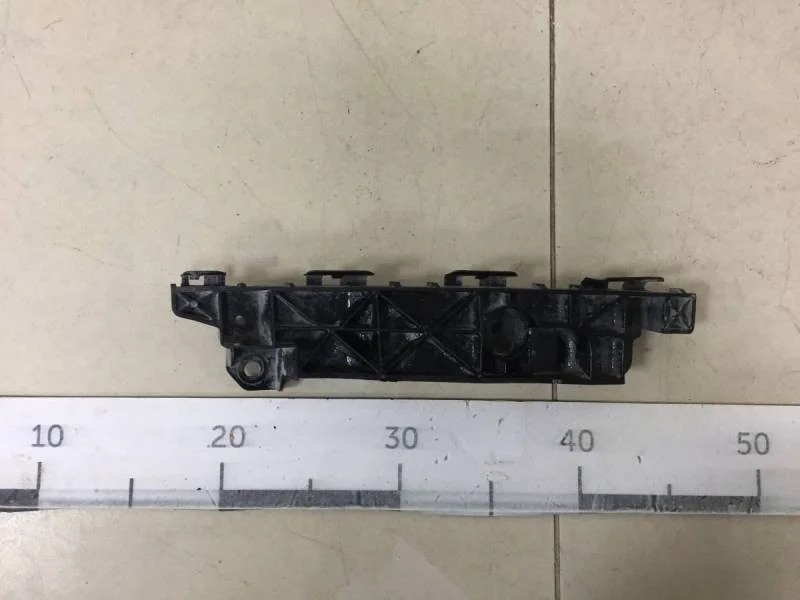 Кронштейн переднего бампера левый Hyundai ix35 (LM) 2010-2015