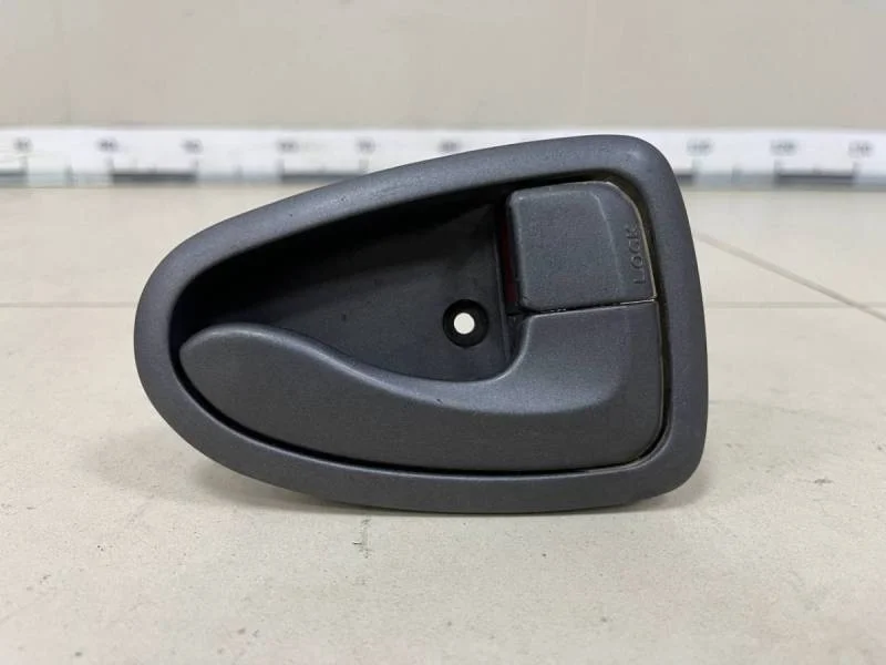 Ручка двери внутренняя правая Hyundai Accent (LC, Tagaz) 2000-2012