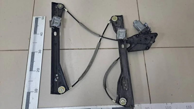 Стеклоподъемник электр. передний правый Volkswagen Polo (Sed RUS) 2011>