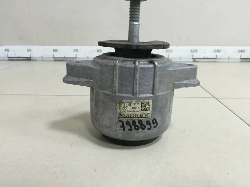 Опора двигателя правая Porsche Panamera 2010-2016