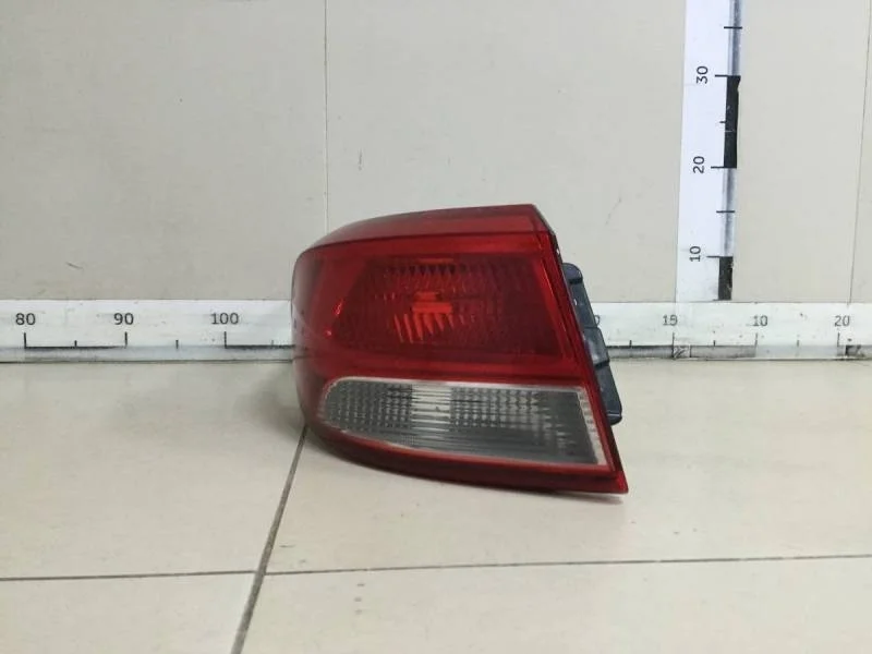Фонарь задний наружный левый Kia Rio 4 (FB) 2017>