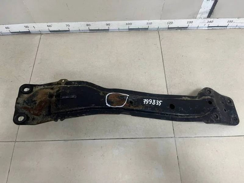 Балка передняя продольная Nissan X-Trail (T30) 2001-2006