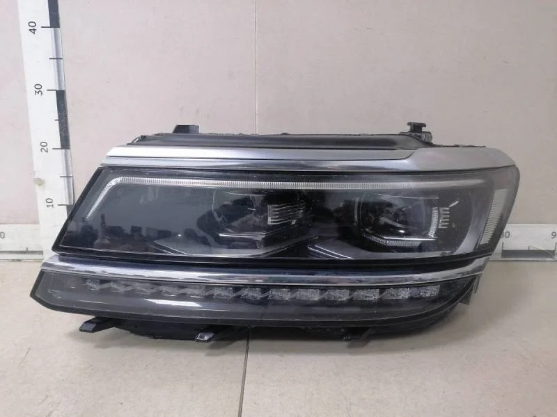 Фара левая Volkswagen Tiguan 2017>