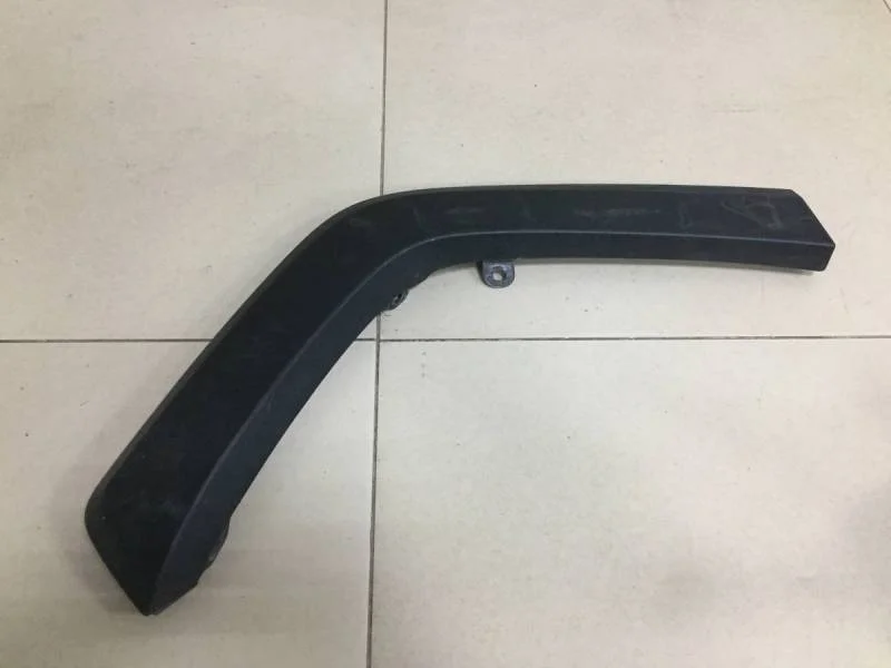 Накладка заднего крыла правого Toyota Rav 4 (XA50) 2018>